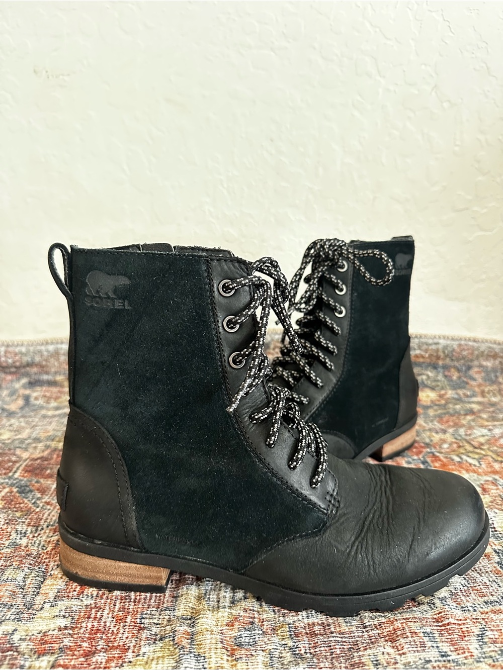 Sorel Emilie Black Lace-Up Suede & Leather Ankle Boots